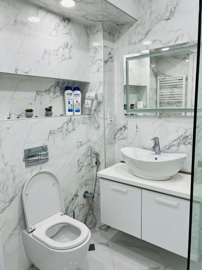 Appartement Aura à Koutaïssi Extérieur photo