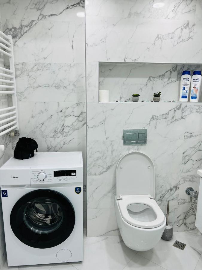 Appartement Aura à Koutaïssi Extérieur photo